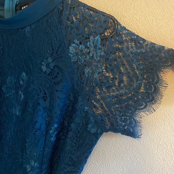 Shein beautiful lace cocktail dress - Picture 4 of 5